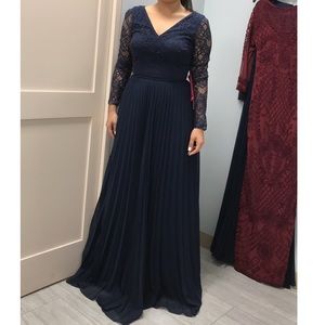 Navy blue evening gown / prom dress
